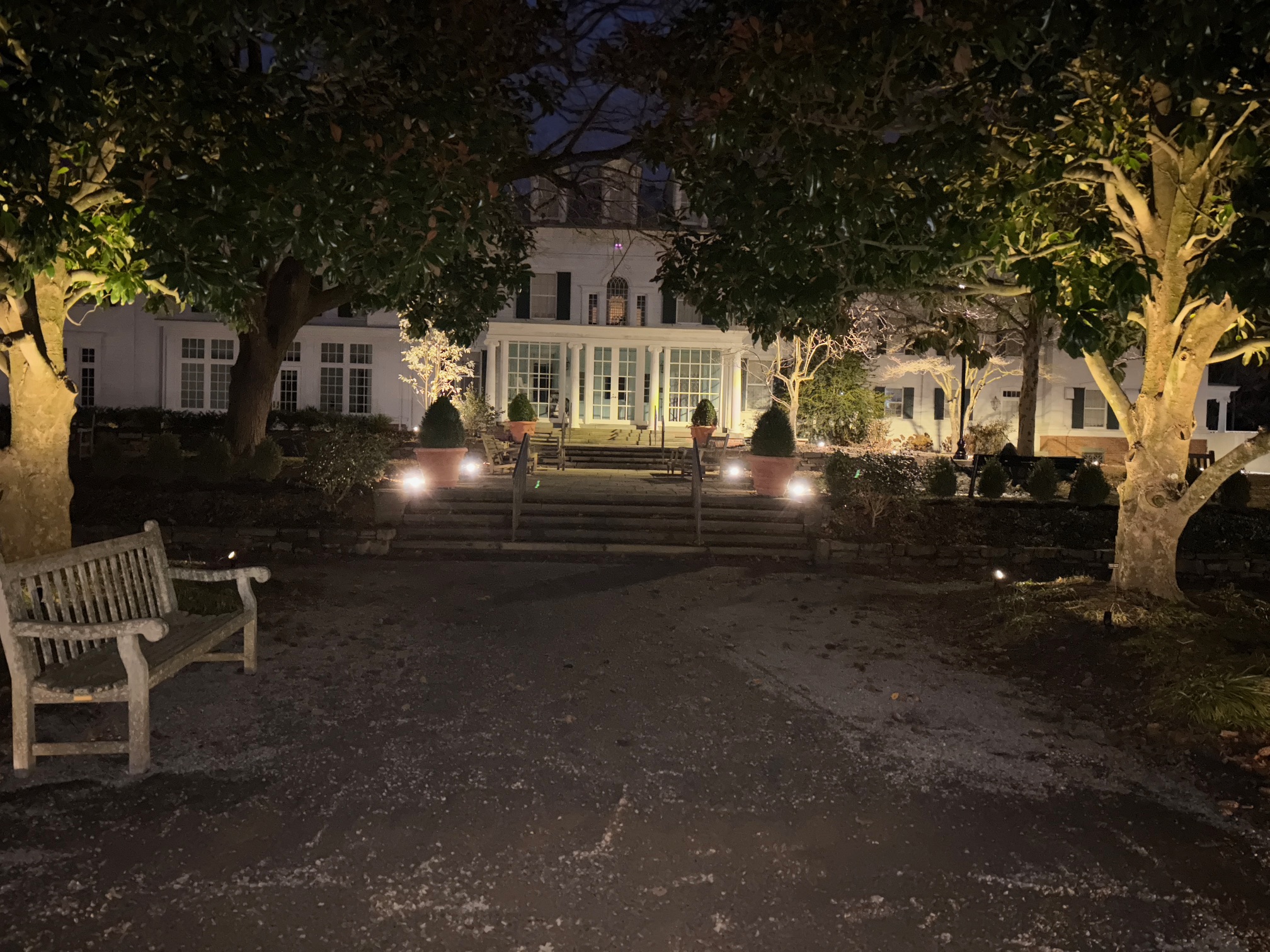 Outdoor landscape lighting - wide angle